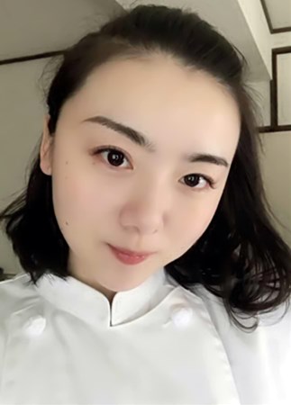 中国女性プロフィール写真1