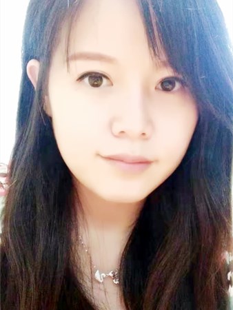 中国女性プロフィール写真1