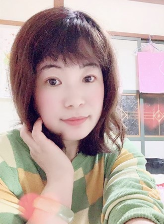 中国女性プロフィール写真1